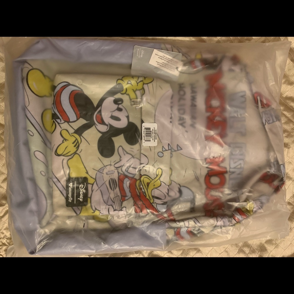 Disney Loungefly Mickey Donald Hawaiian backpack